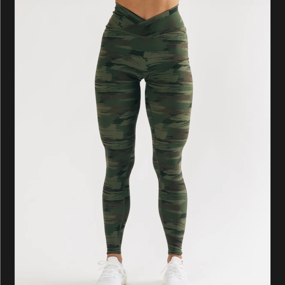 Alphalete legging